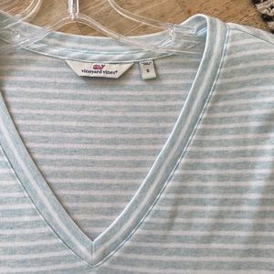 Vineyard Vines v-neck women’s t-shirt